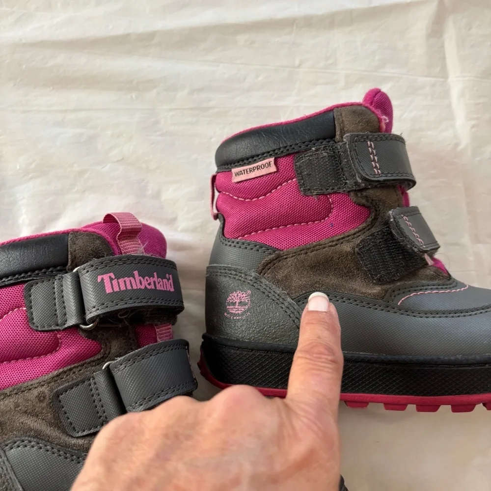 Timberland SnowBoots Fleece lined Gray Pink SZ 10.5 Used but decent condition